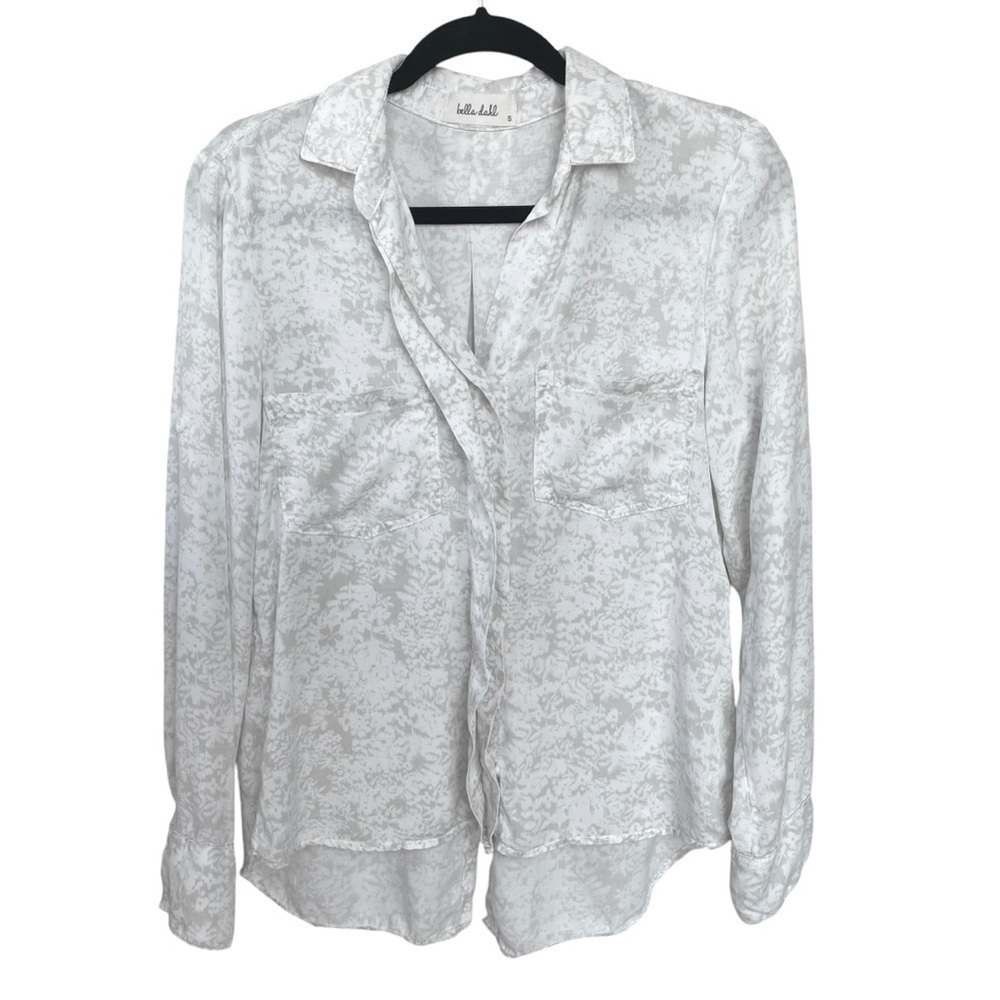 BELLA DAHL Printed Button Front Blouse White Tan S